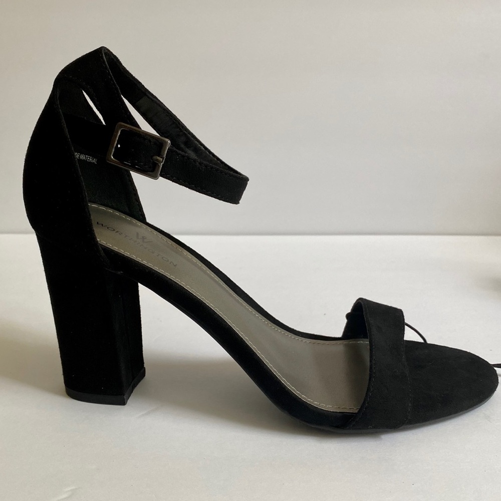 Worthington Black Heeled Sandals Size: 7.5